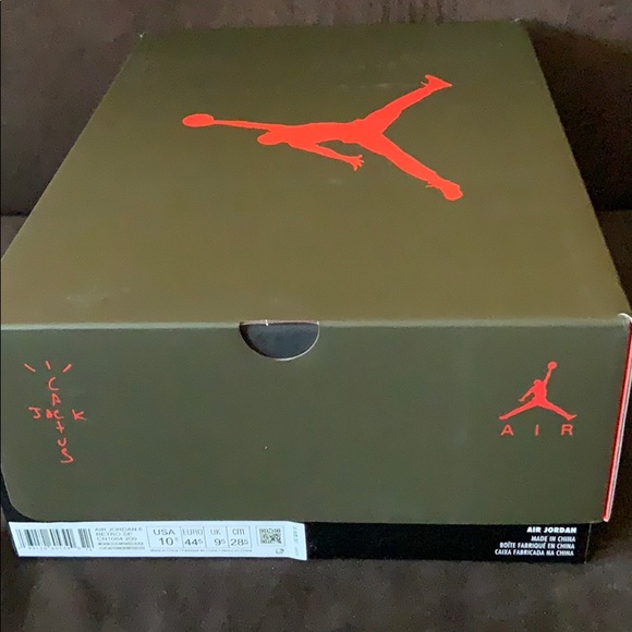 Travis Scott Jordan 6 - Picture 2 of 5